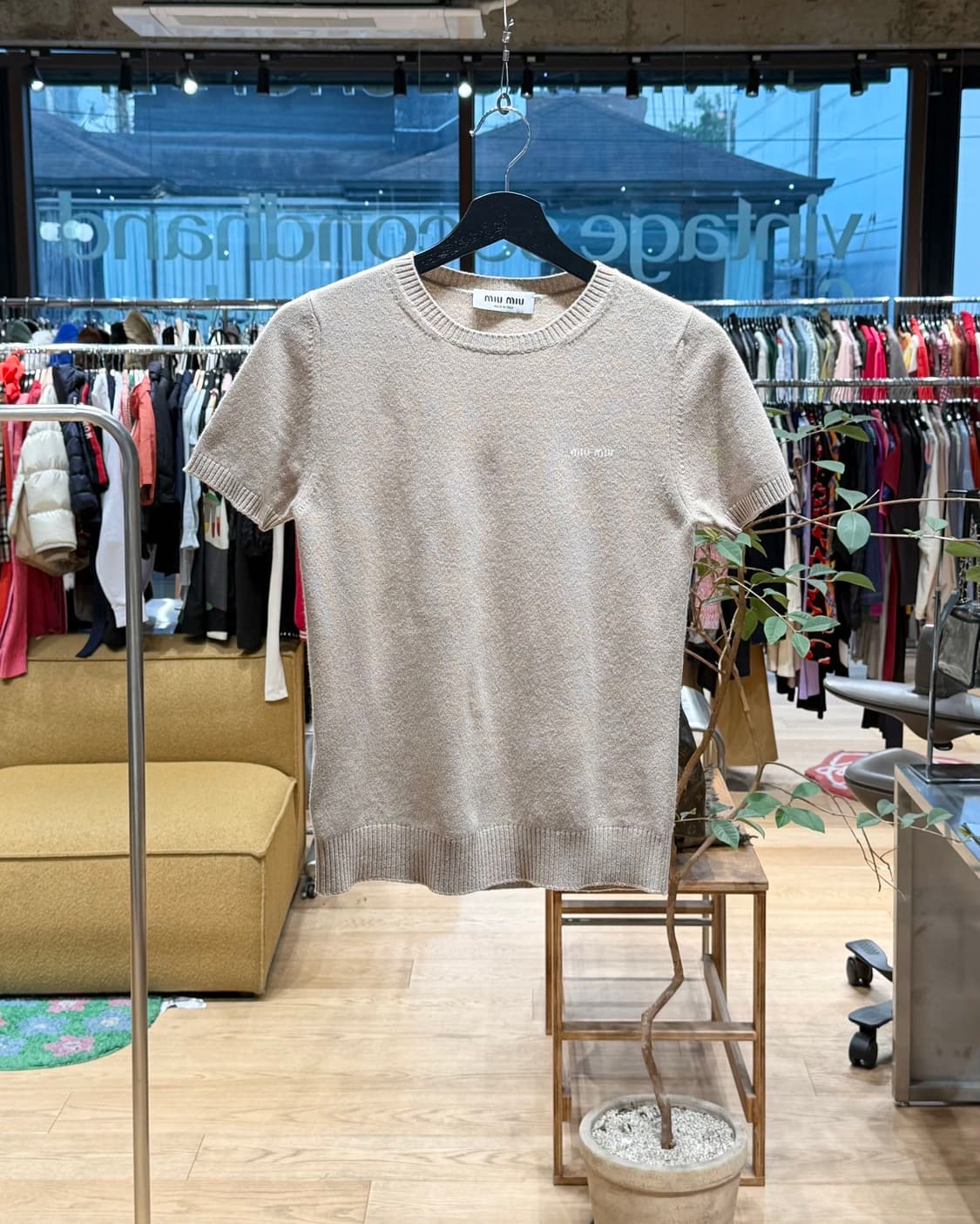 미우미우 베이지 로고 인타르시아 캐시미어 하프니트  상품이미지1