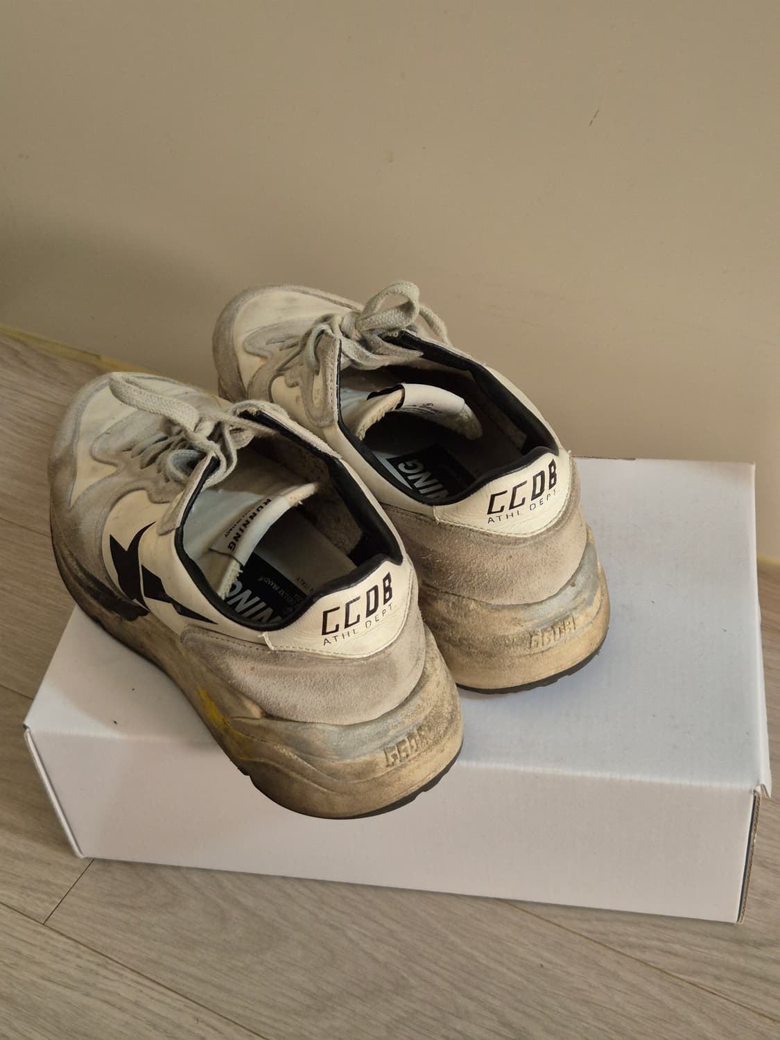 골든구스 러닝솔 38(250)사이즈 상품이미지2