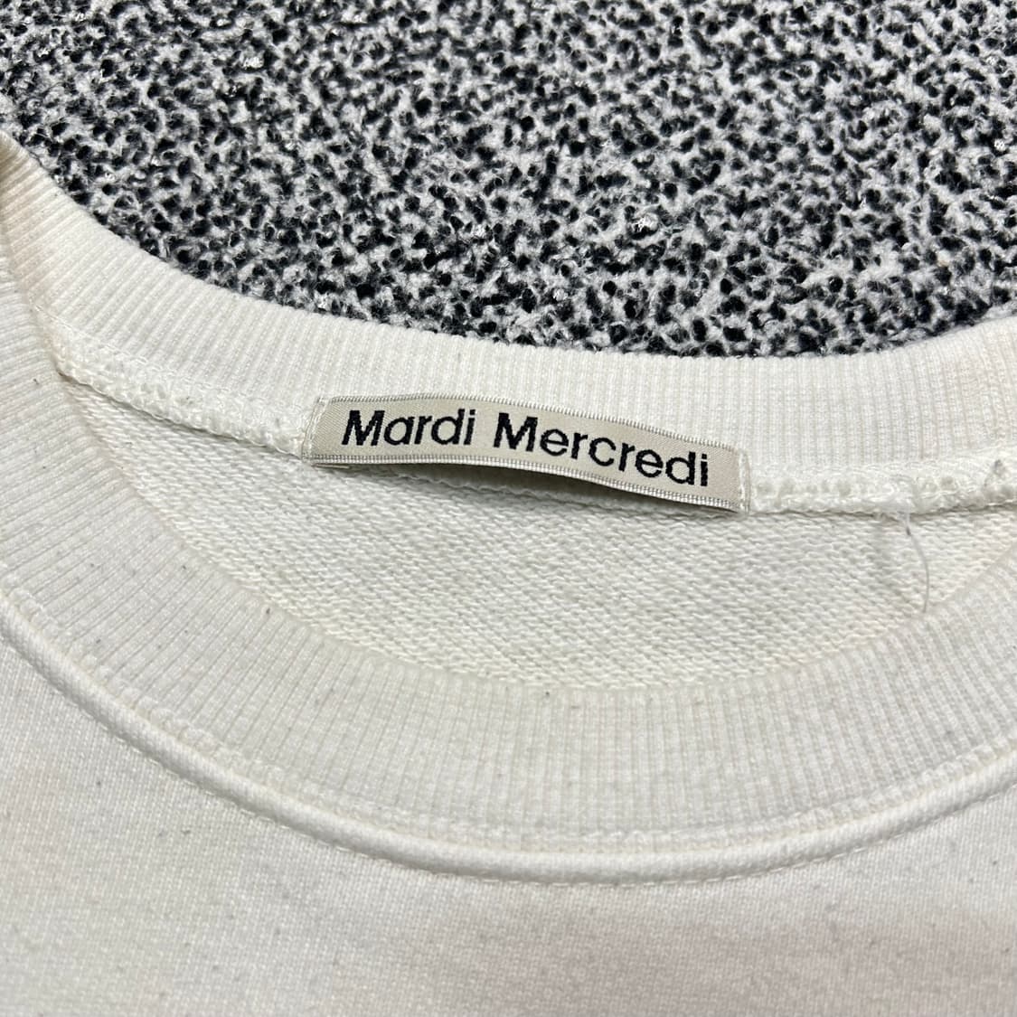 마르디(Mardi Mercredi) 플라워 코튼 맨투맨 상품이미지4