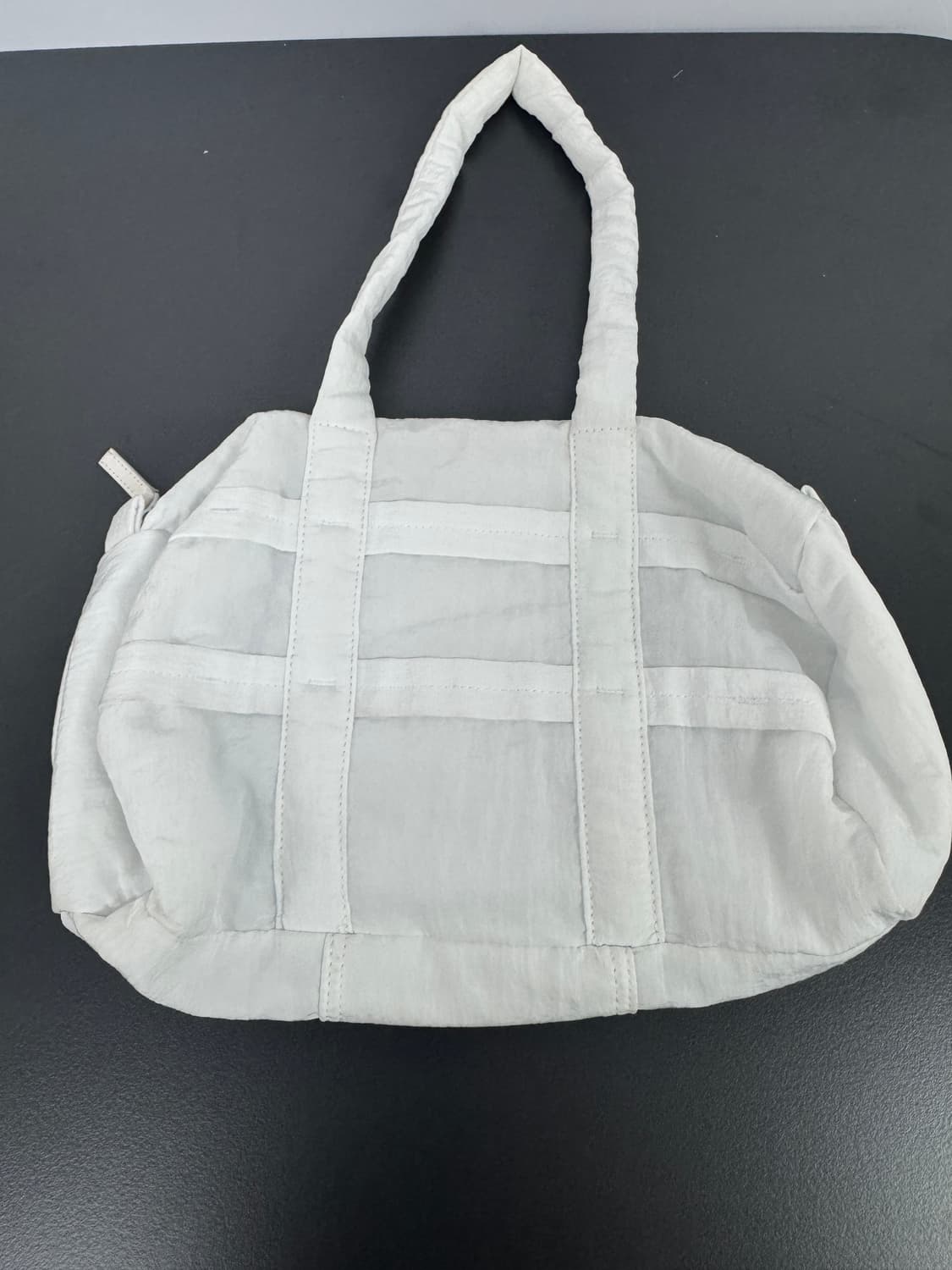 로우클래식 패디드 나일론 백 화이트 상품이미지3