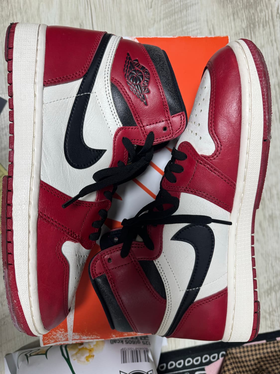 [270] 조던1 레트로 OG 시카고 2022 상품이미지2