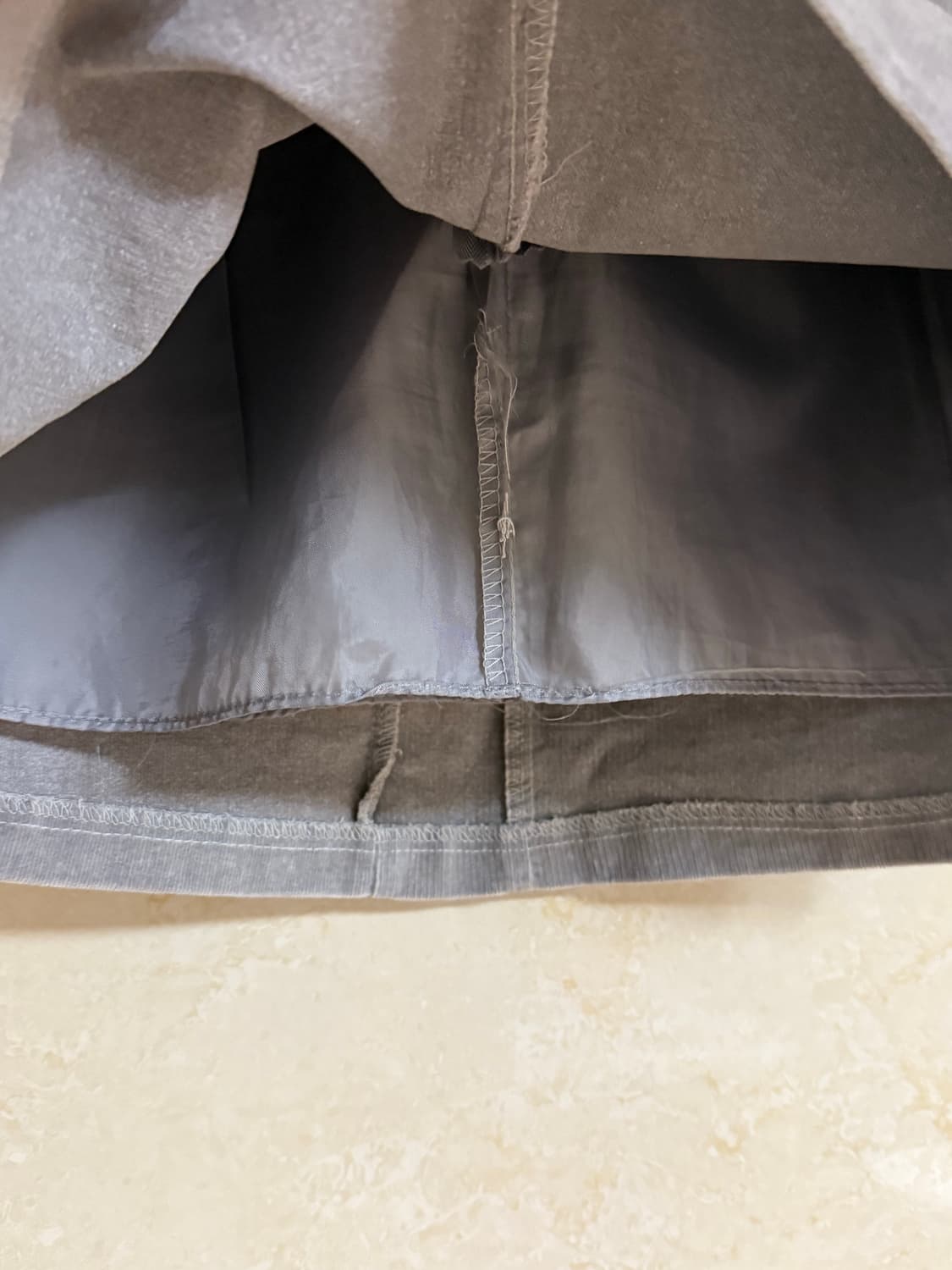 1회 착용) 그레이 모직 스커트 상품이미지2