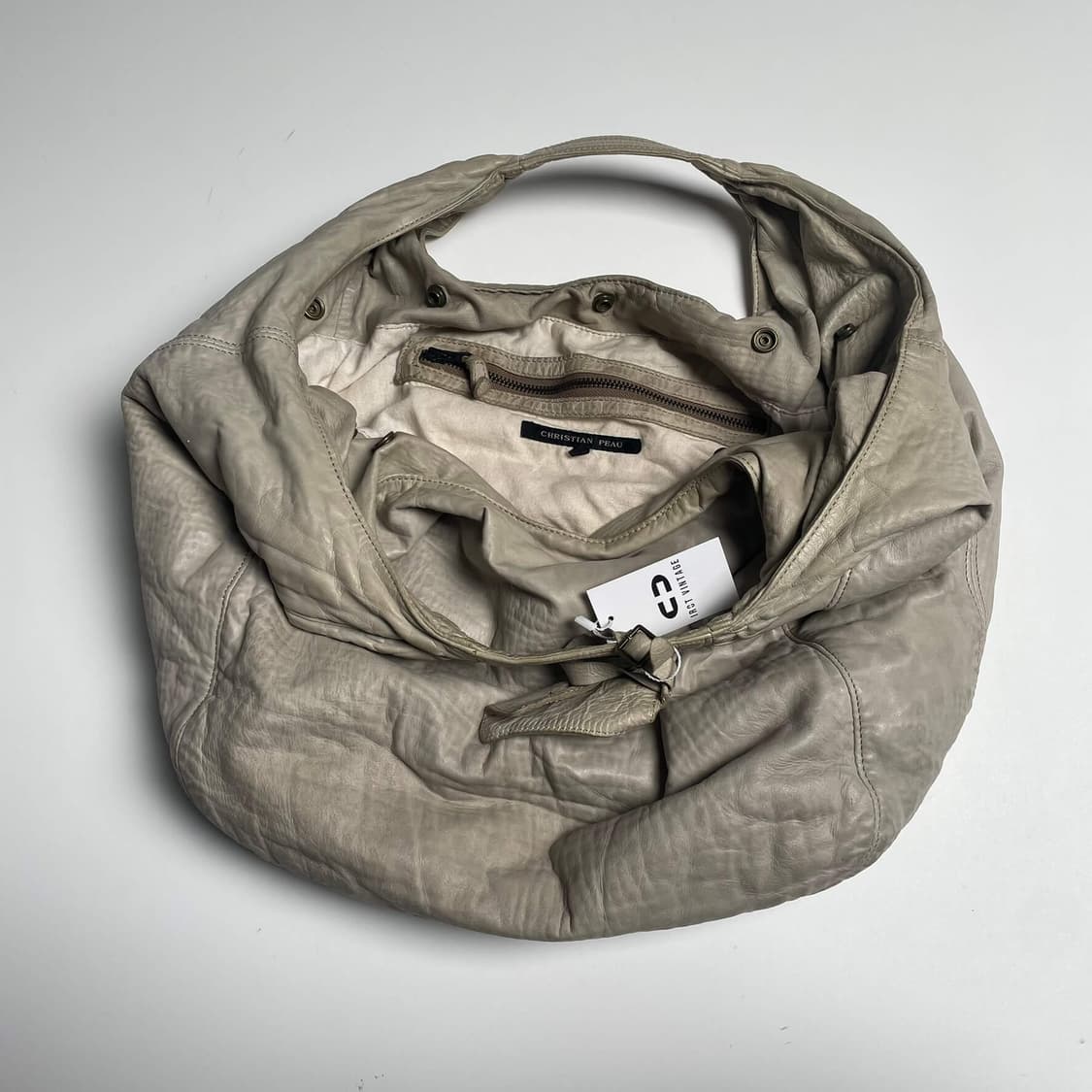 Christian peau 램가죽 크로와상 백 상품이미지7