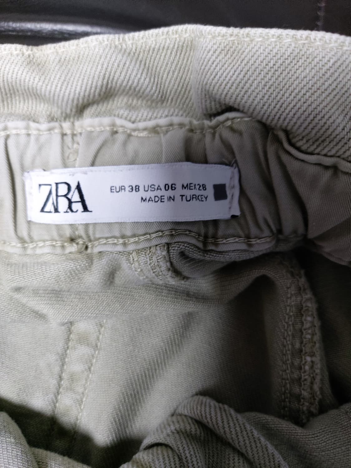 자라 여성 베이지 허리밴딩 바지 (28인치)EUR38

 상품이미지5