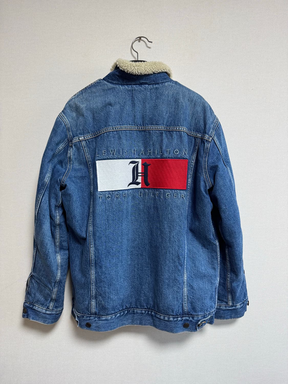 타미힐피거 X 루이스해밀턴 쉐르파 자켓 M 상품이미지1