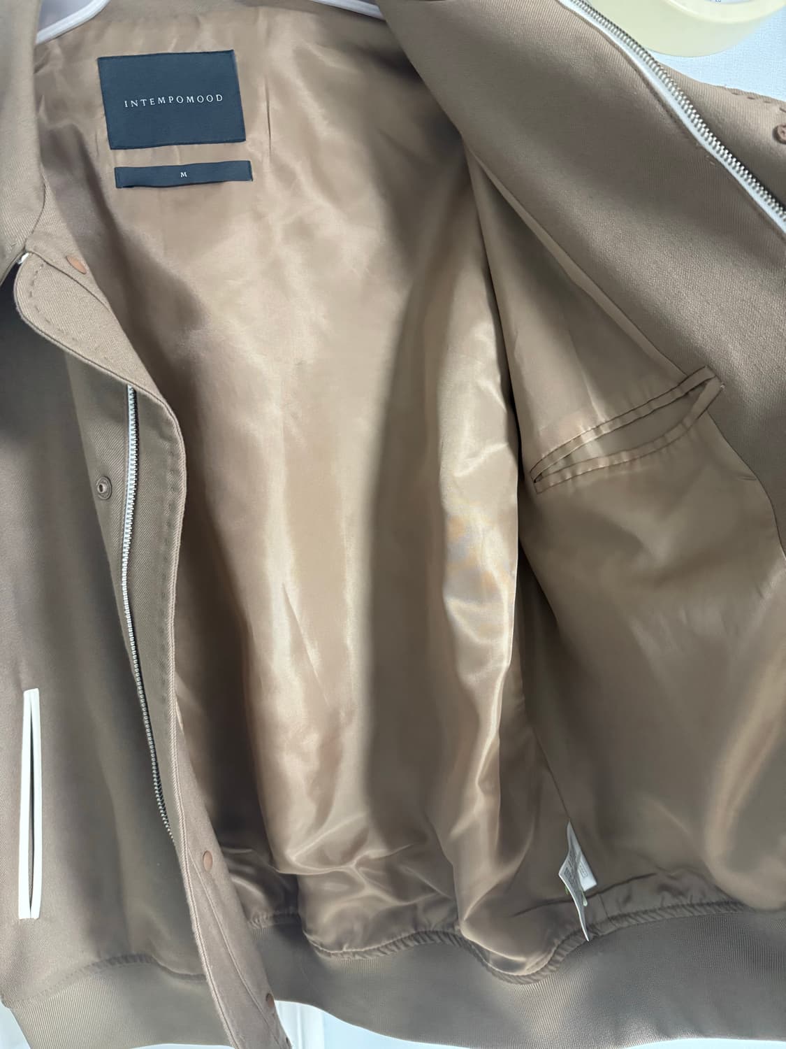 인템포무드 러닝 스티치 스타디움 점퍼 m사이즈(새상품) 상품이미지7