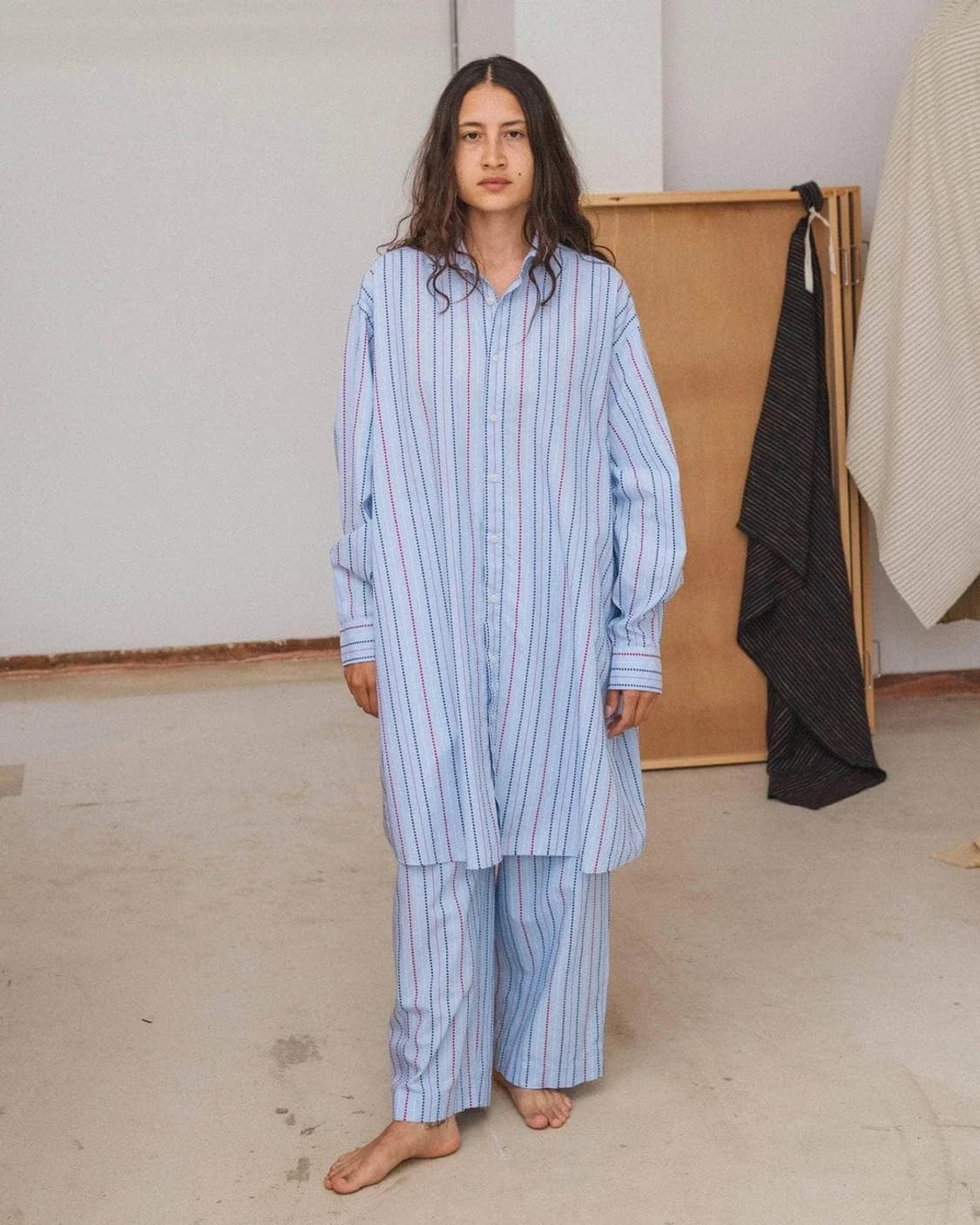 베이스레인지 25ss 스트라이프 셔츠 상품이미지1