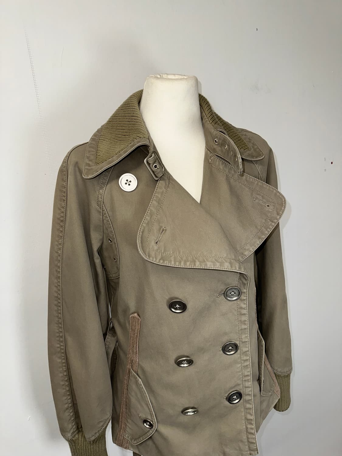 아르마니  y2k 아일렛 버클 자켓 (딱붙핏) 상품이미지2