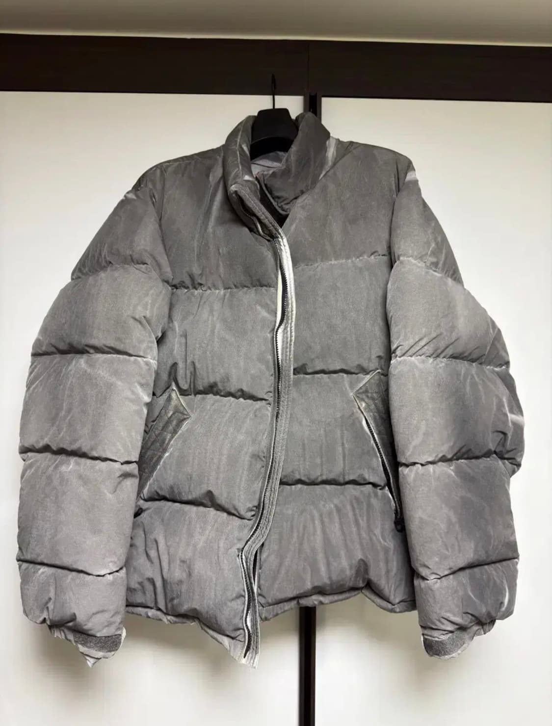 블랙아웃 오버다이 다운 XXL 그레이 상품이미지2