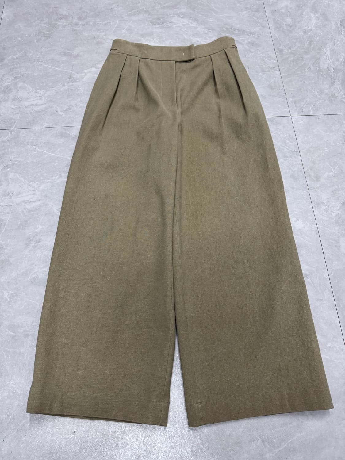 톰 그레이하운드 23FW 상품이미지1