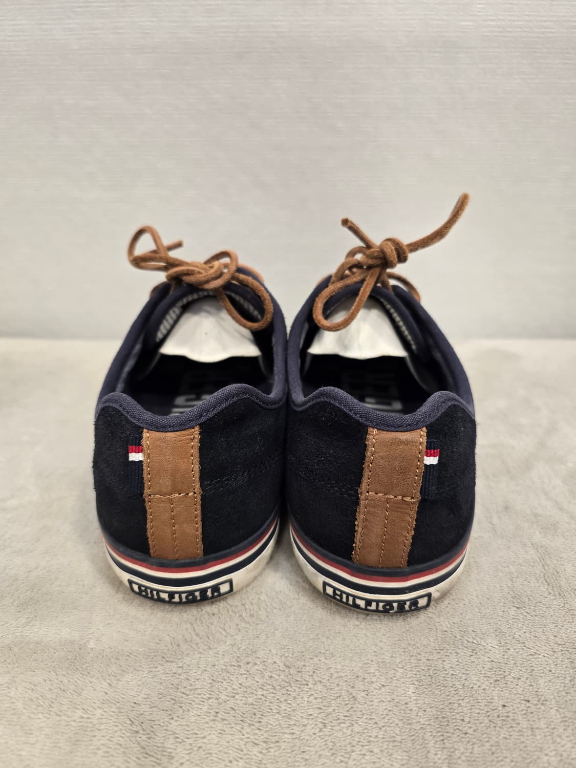 타미힐피거 남성 스웨이드 스니커즈 네이비 265 상품이미지4