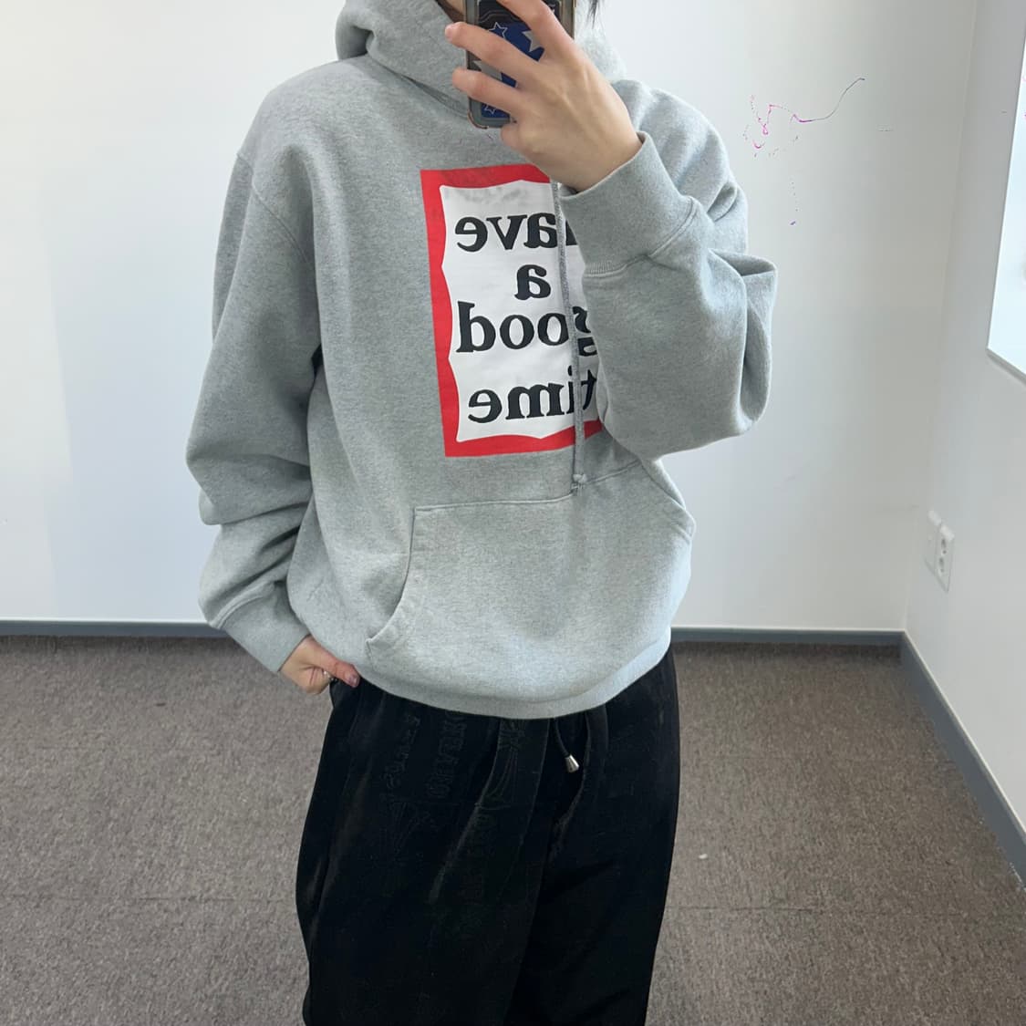 Have a good time 해브어굿타임 레드로고 그레이 후드티  상품이미지2