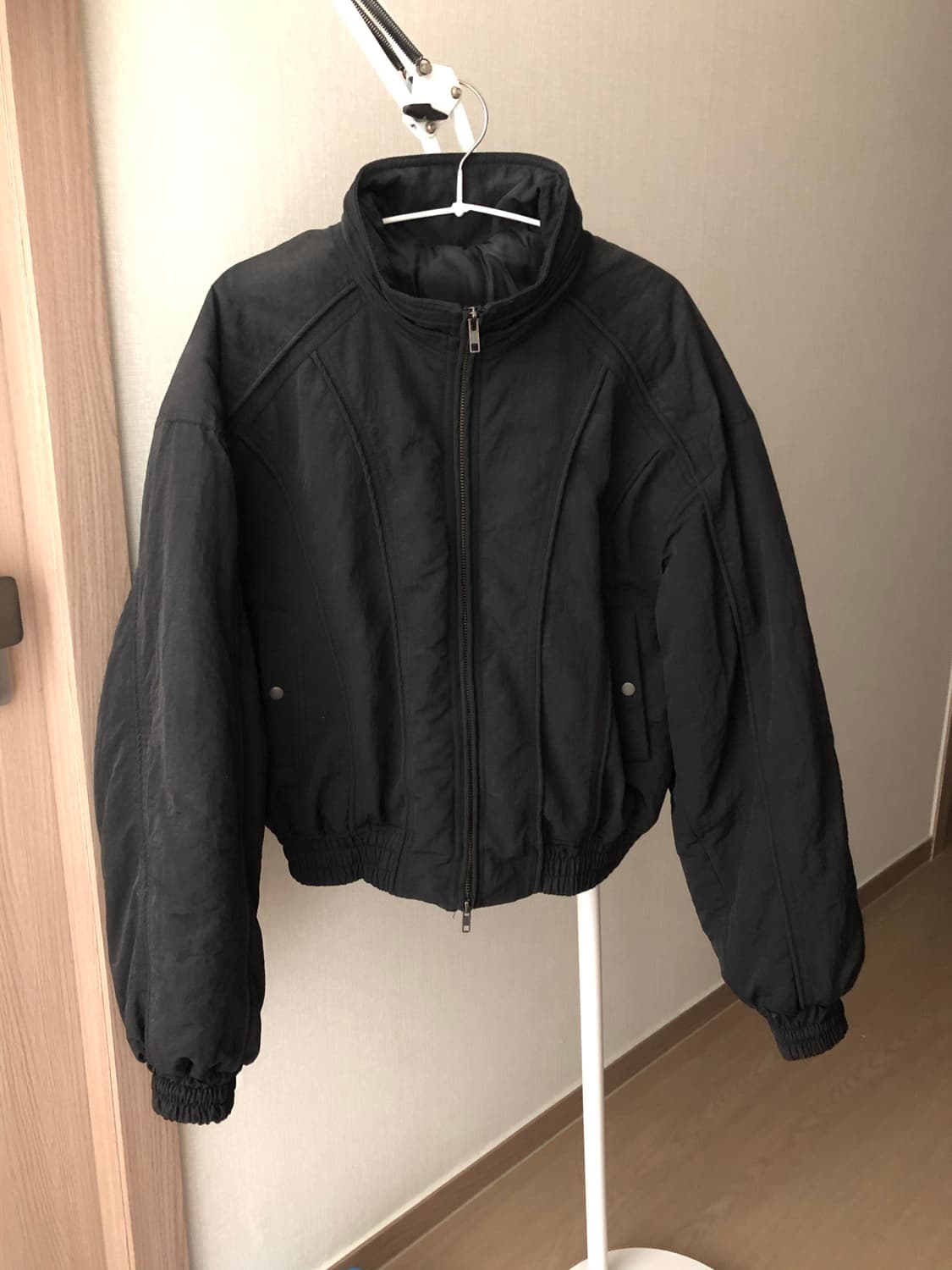 엘무드 봄버 크롭 자켓 블랙 상품이미지3