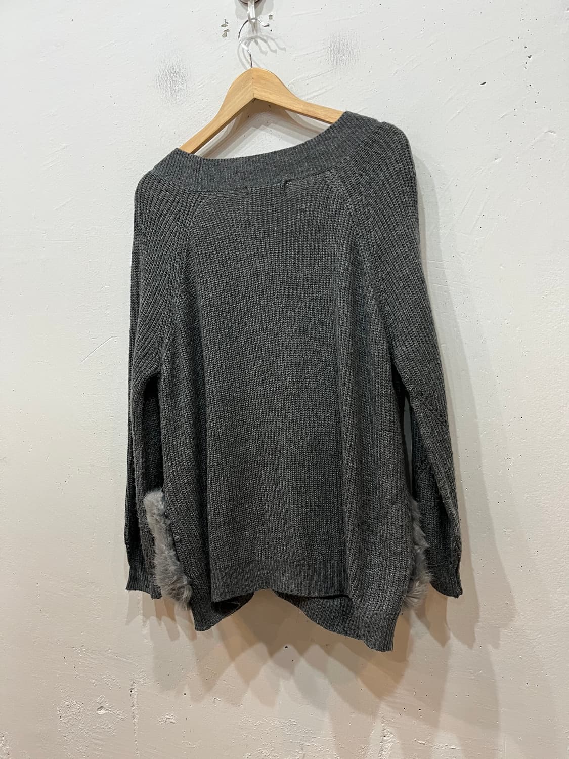 질스튜어트 퍼 트리밍 가디건  상품이미지3