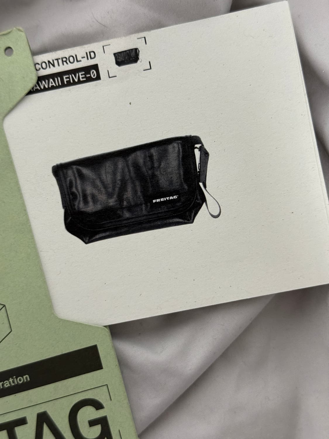 프라이탁 하와이 파이브 오 '리얼 올블랙' (내피까지 블랙) 민트택O 상품이미지5