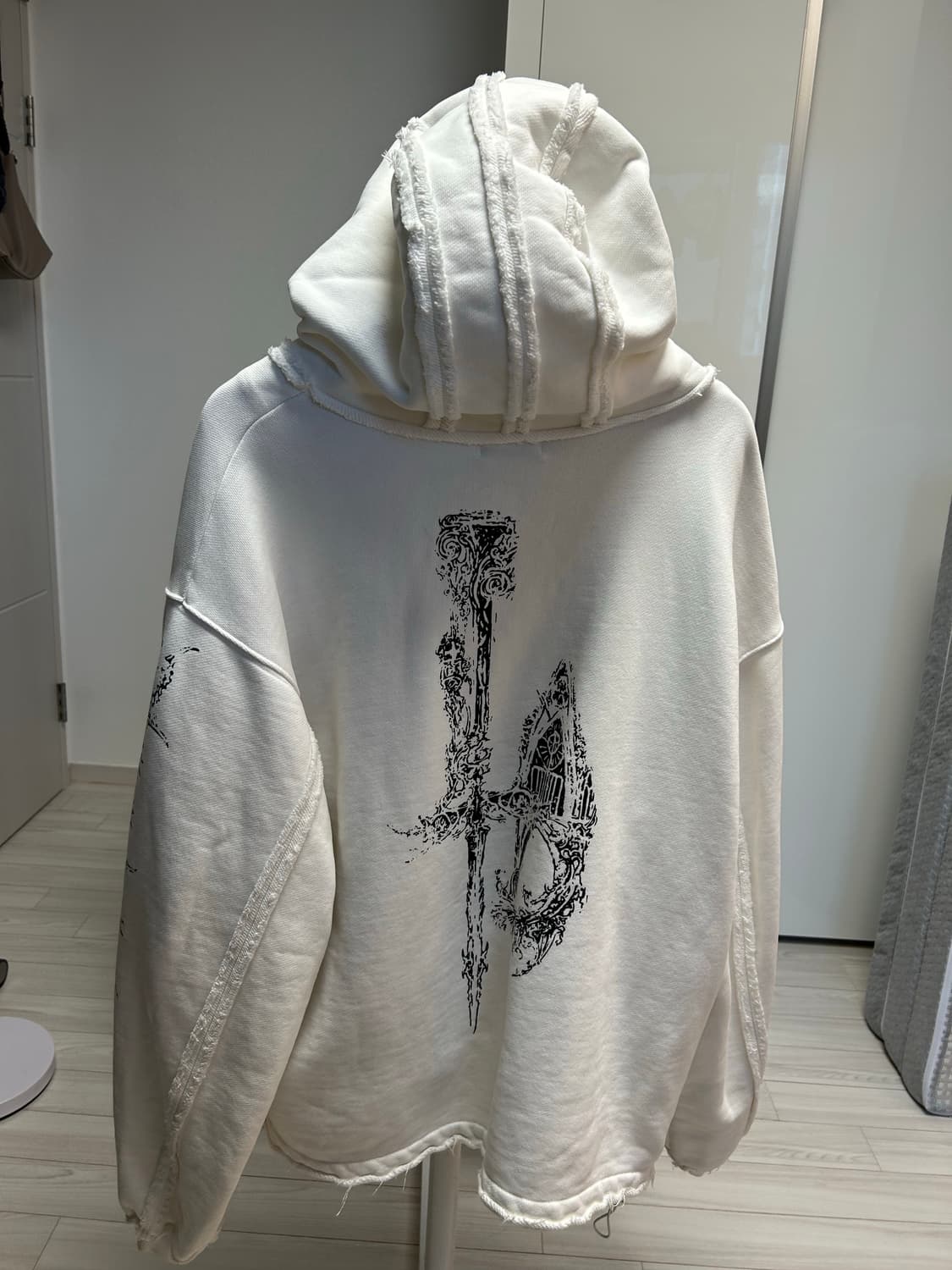 Thug club 드래곤 후드집업 상품이미지4