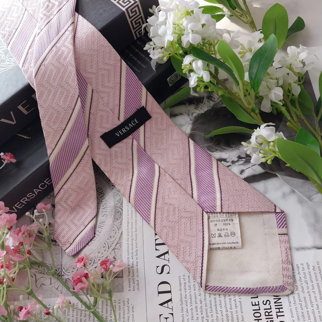 베르사체 실크 스트라이프 패턴 넥타이 9.3cm A+등급 K1806
 상품이미지4