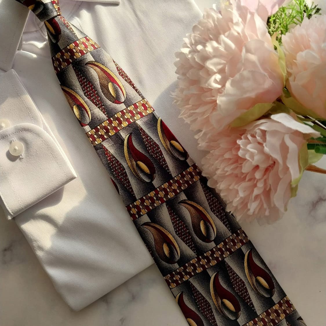 발망 실크 그레이&와인 아트 패턴 넥타이 9.5cm A등급 K1500
 상품이미지8