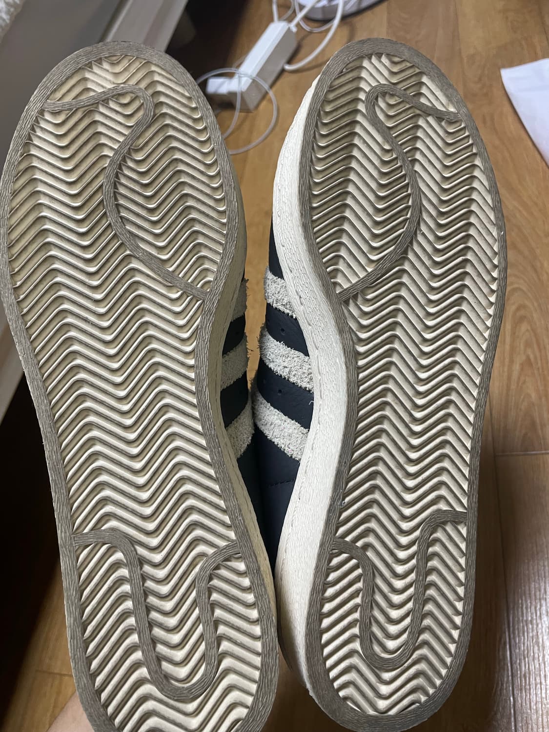 아디다스 슈퍼스타 82 블랙 화이트 280 상품이미지3