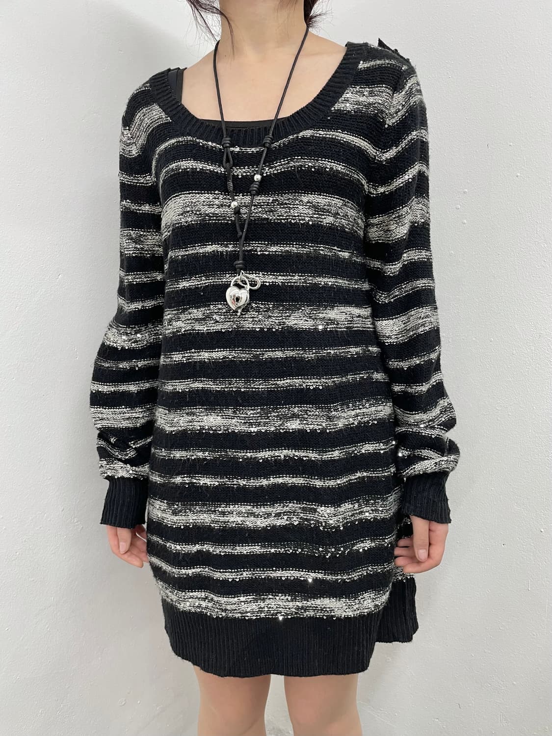 스트라이프 버튼 니트 원피스 상품이미지2