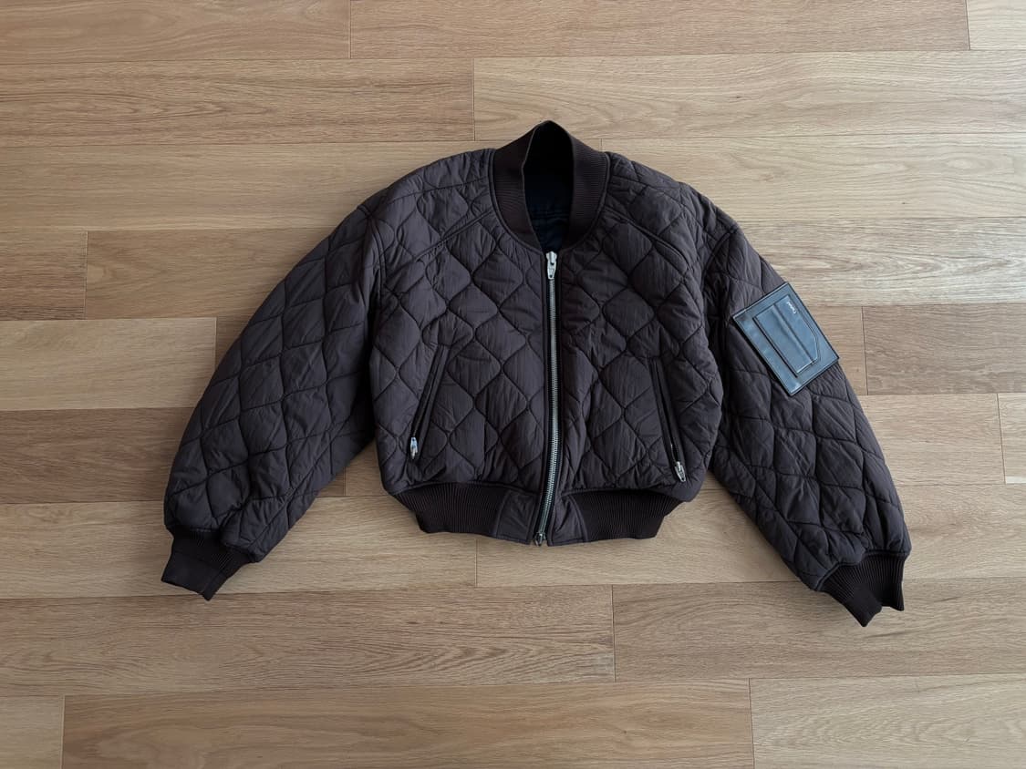 22FW 준지 여성 리버시블 퀼팅 MA-1 점퍼 34 상품이미지3