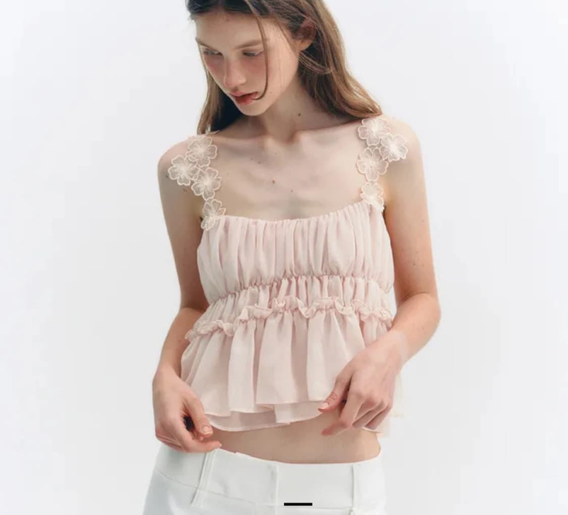 더티스 DELPHINIUM CHIFFON SHIRRING TOP 새상품 상품이미지1