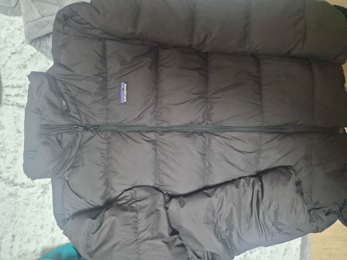 파타고니아 사일런트다운 패딩 상품이미지1