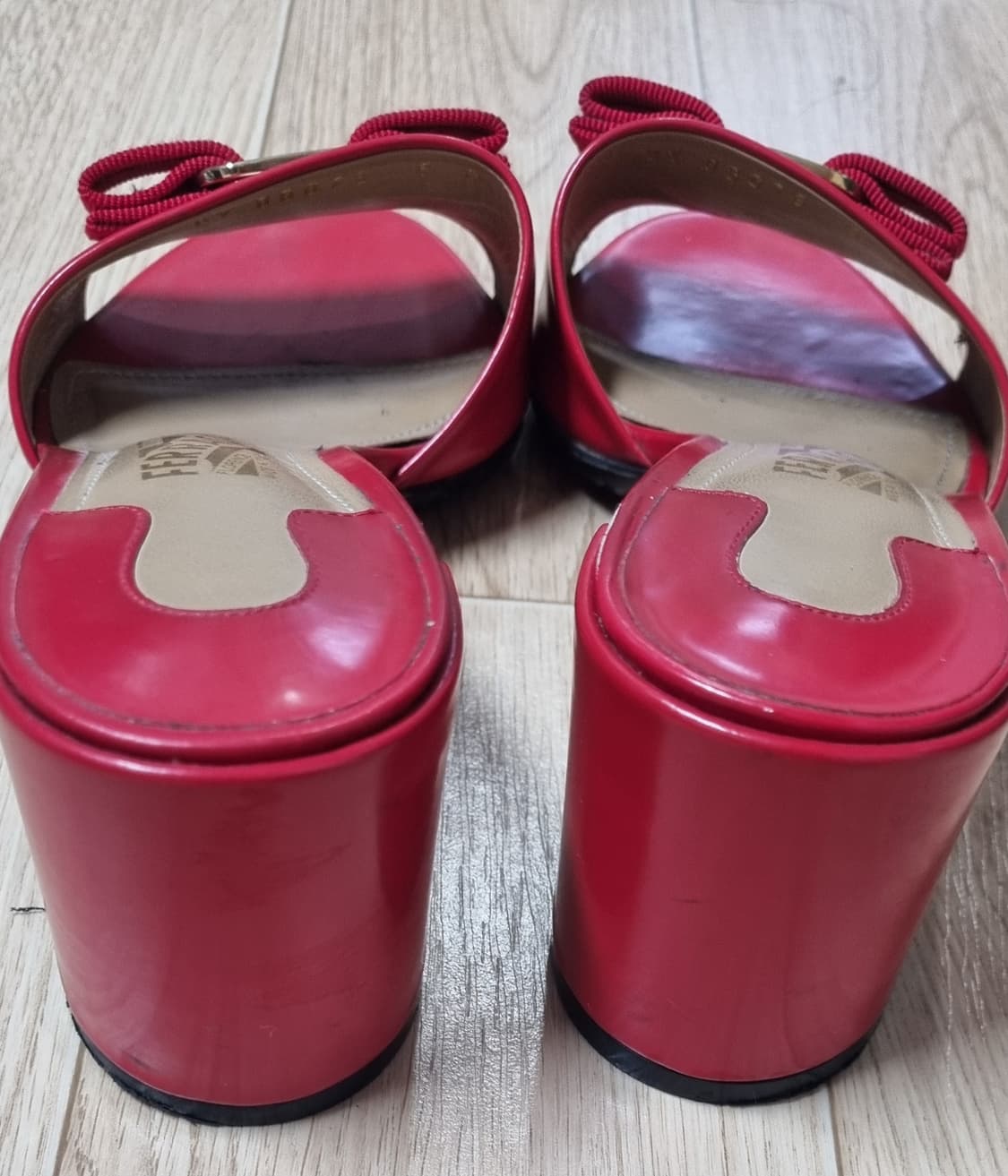 페레가모 샌들 .뮬6D 일괄 판매  상품이미지7