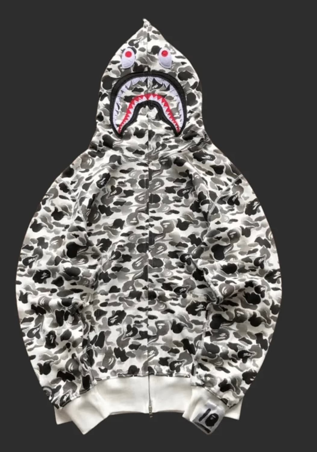 베이프 샤크후드 백계카모 새상품 상품이미지1