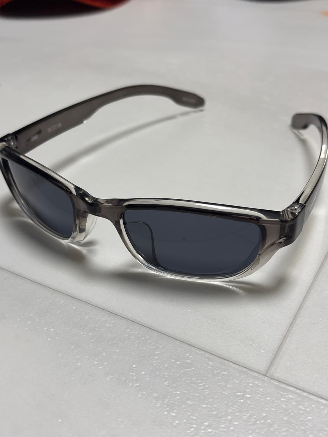 프로그레스 선글라스 카고 그라데이션 블랙 상품이미지2