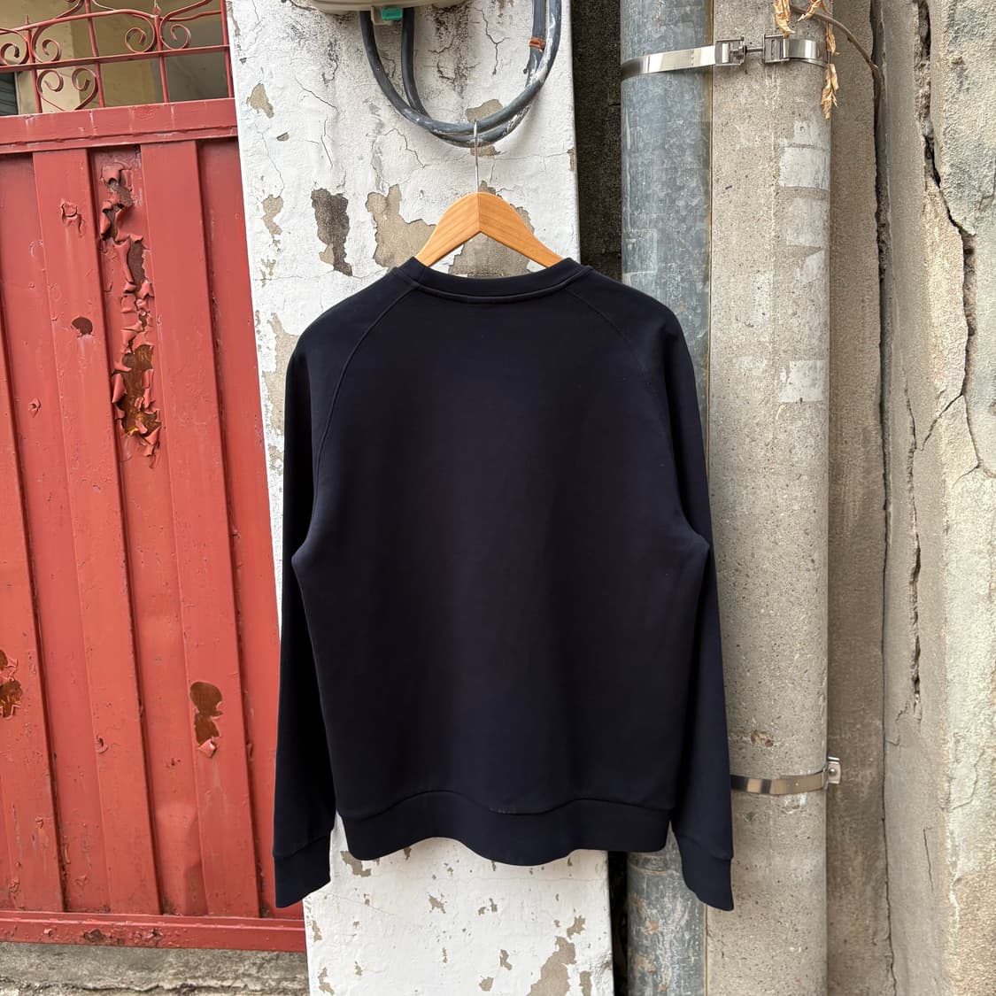 엠포리오 알마니 다크 네이비 스웻셔츠 상품이미지5