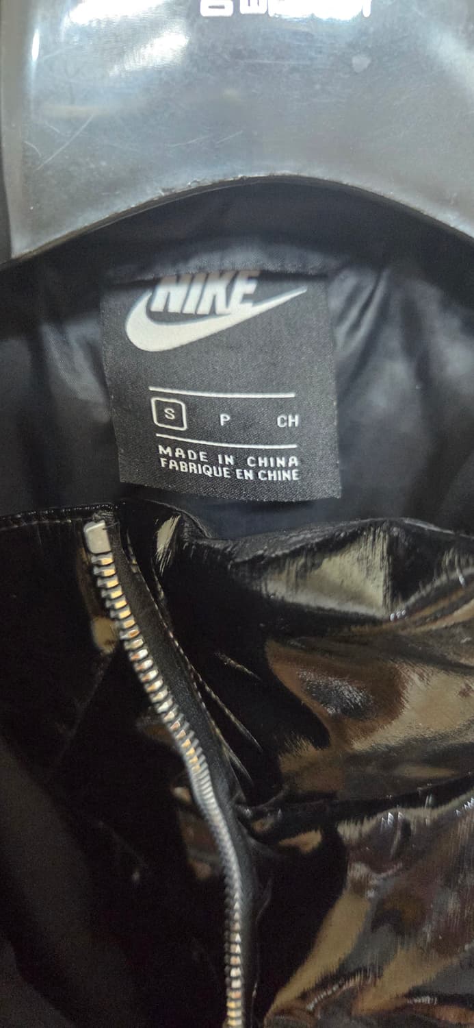 나이키 우먼 유광패딩  상품이미지3