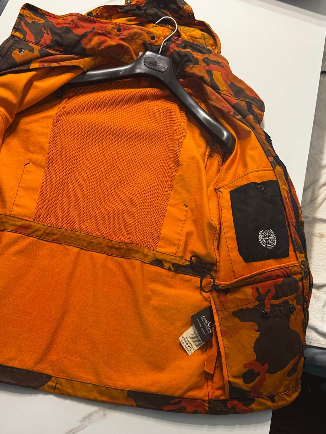 스톤아일랜드 가먼트다이 왁싱 러버패드 오렌지 카모자켓 size L 상품이미지4