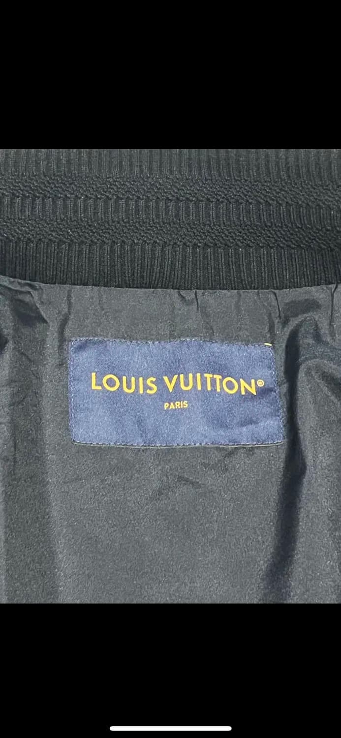 루이비통 모노그램 울 부클레 지퍼 블루종 52 상품이미지4