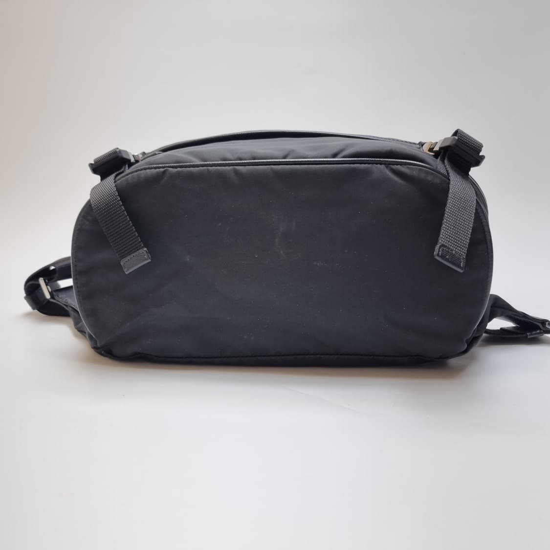 프라다 PRADA 리나일론 바이커백 미듐 크로스백 벨트백(2VH994) 상품이미지7