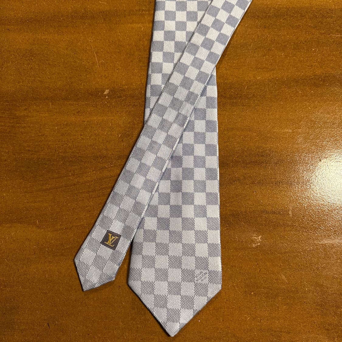 루이비통 다미에 패턴 실크 넥타이 라이트 블루 상품이미지1