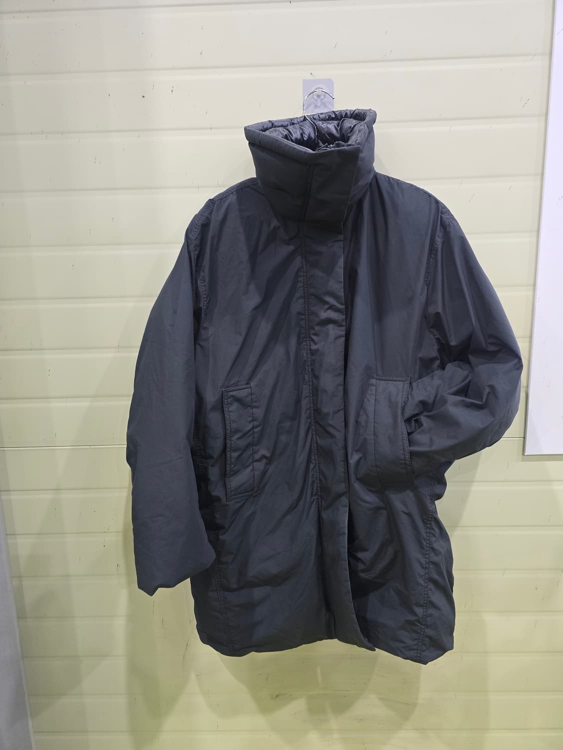 유니클로 U 롱패딩 XL 회색. 상품이미지4