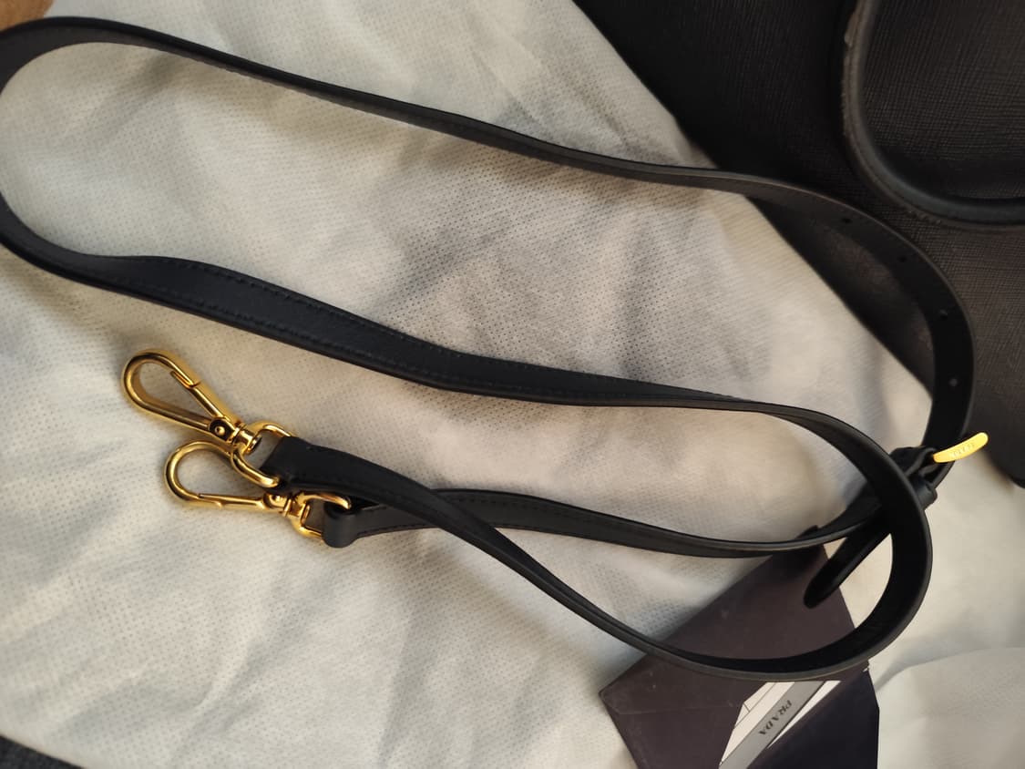 프라다 사피아노 1BA228 네이비 토트백 크로스백 가방 상품이미지3