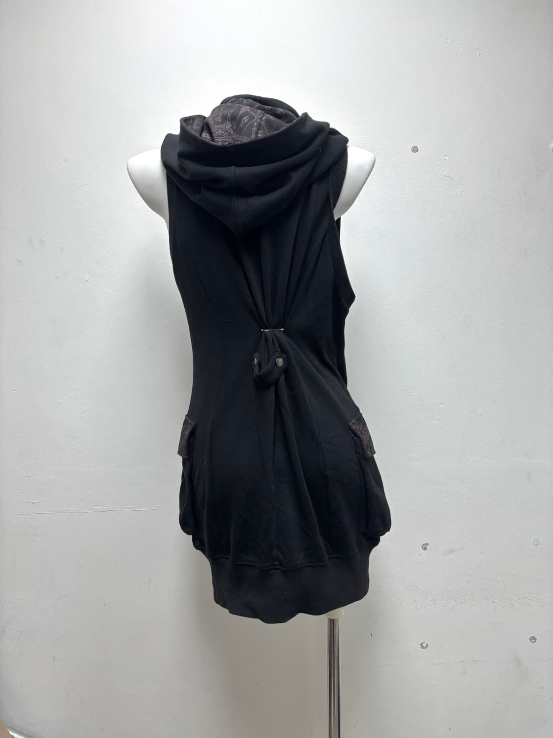[Nine]00’s Gothic Print Hoodie Vest 상품이미지8