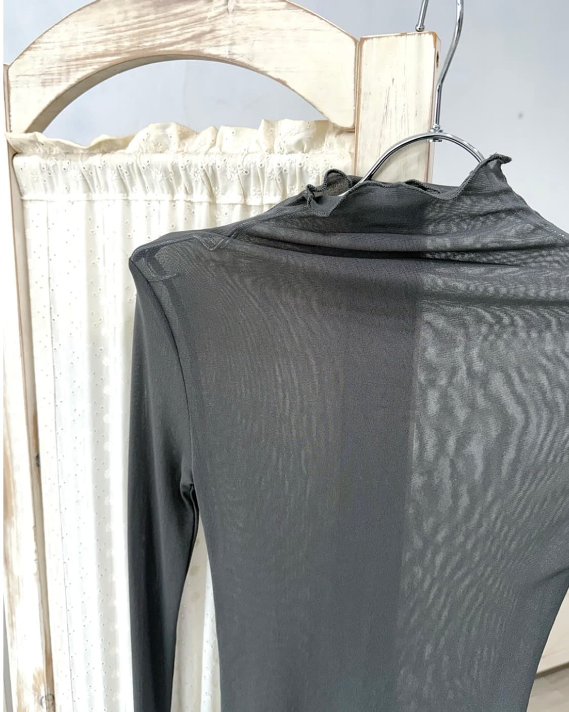 Charcoal gray see through mesh top 상품이미지2