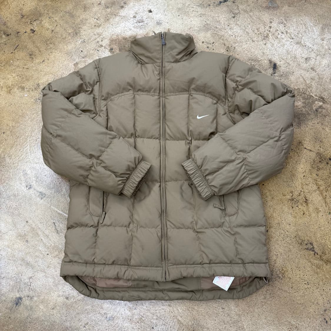 나이키 브라운 초코우유 숏패딩  상품이미지2