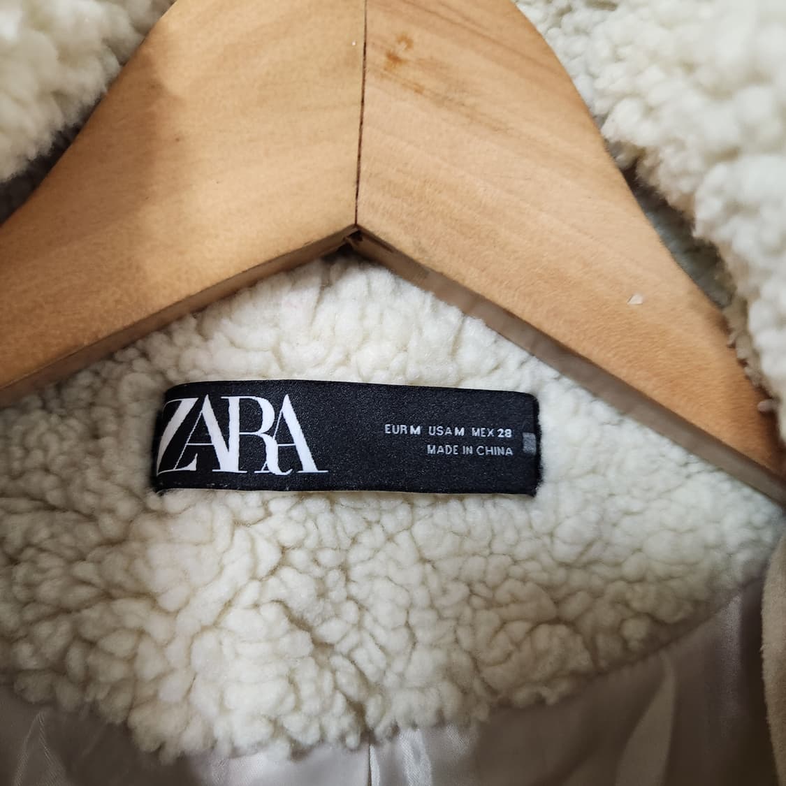 H338 [M] 자라 여성 뽀글이 점퍼
 상품이미지3