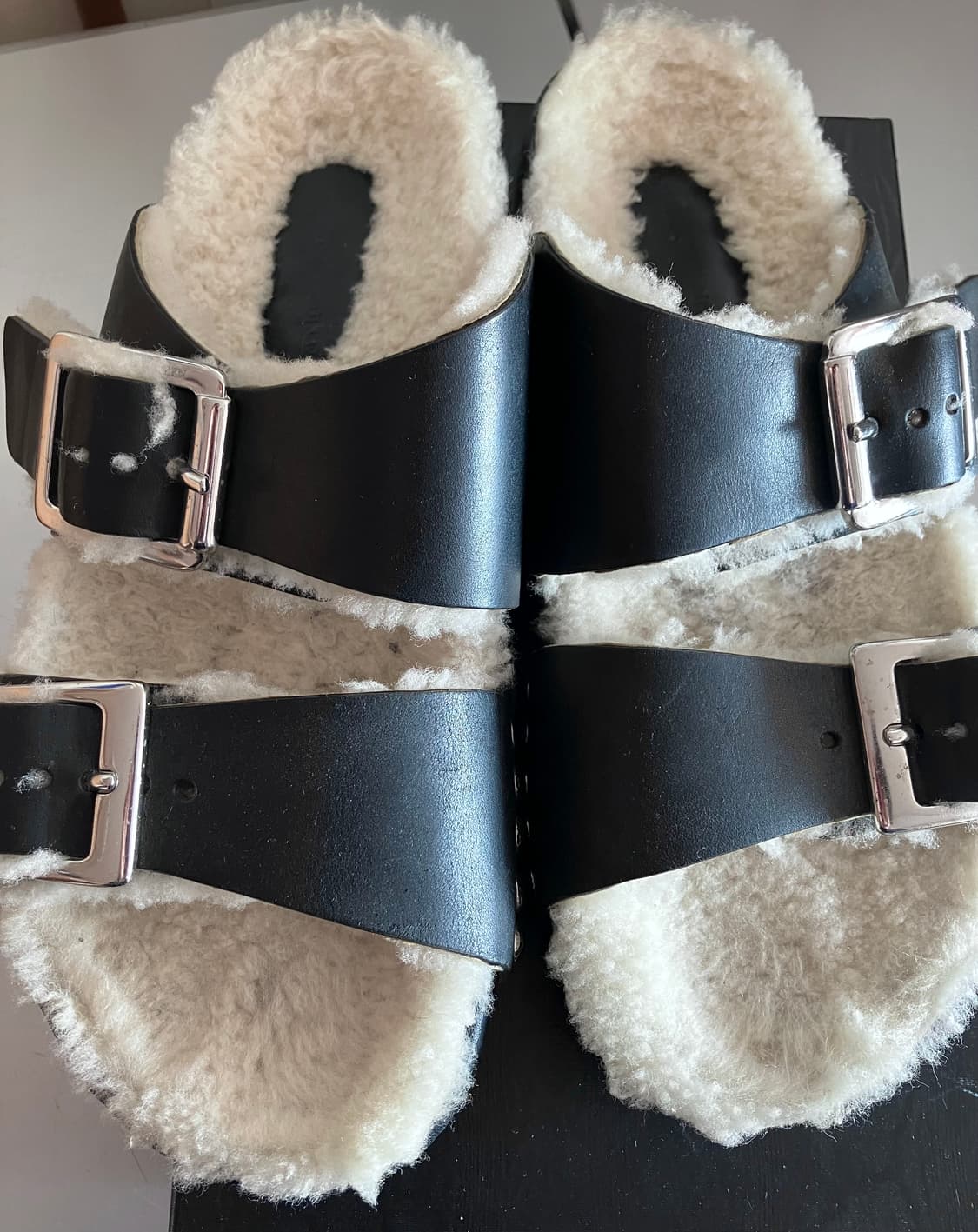 알렉산더 맥퀸 양털 샌들 상품이미지5