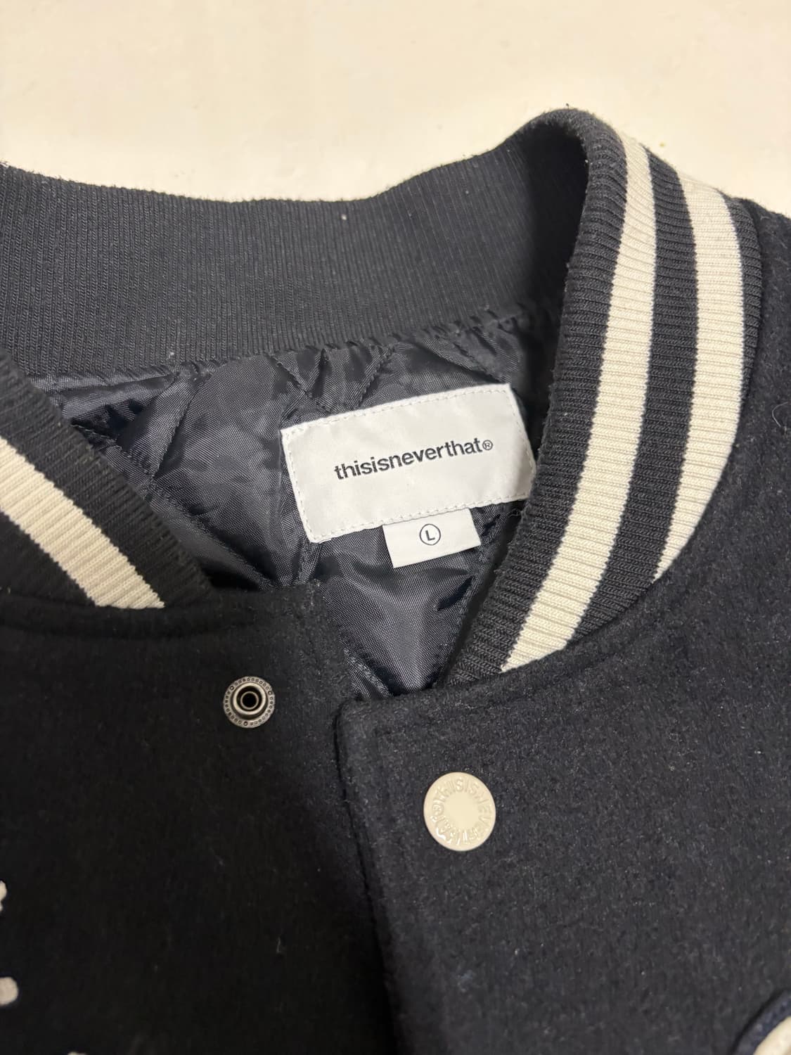 디스이즈네버댓 오리지널 바시티 재킷 네이비 상품이미지4