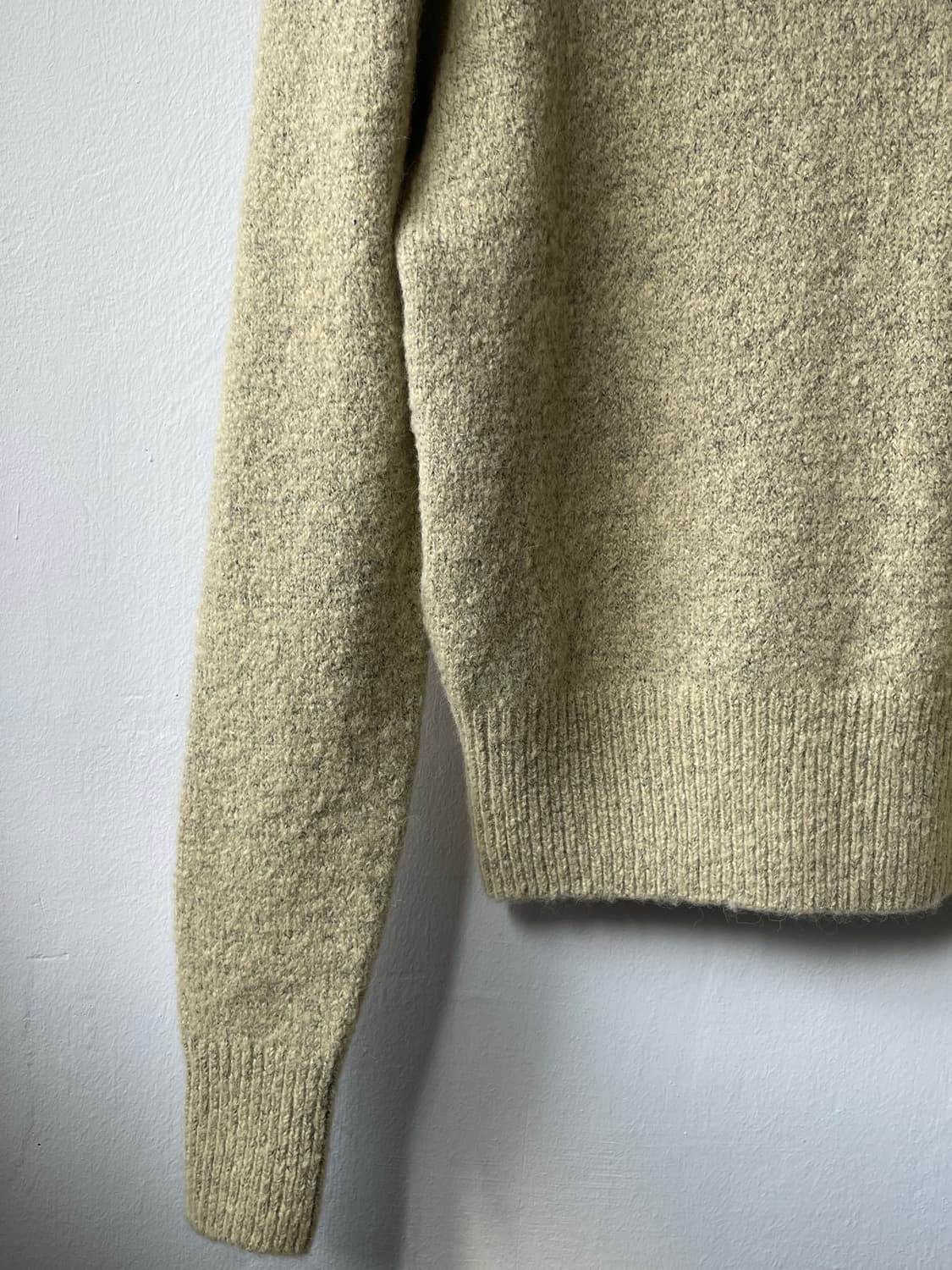 라벨아카이브 v- nack sweater 새상품 상품이미지4