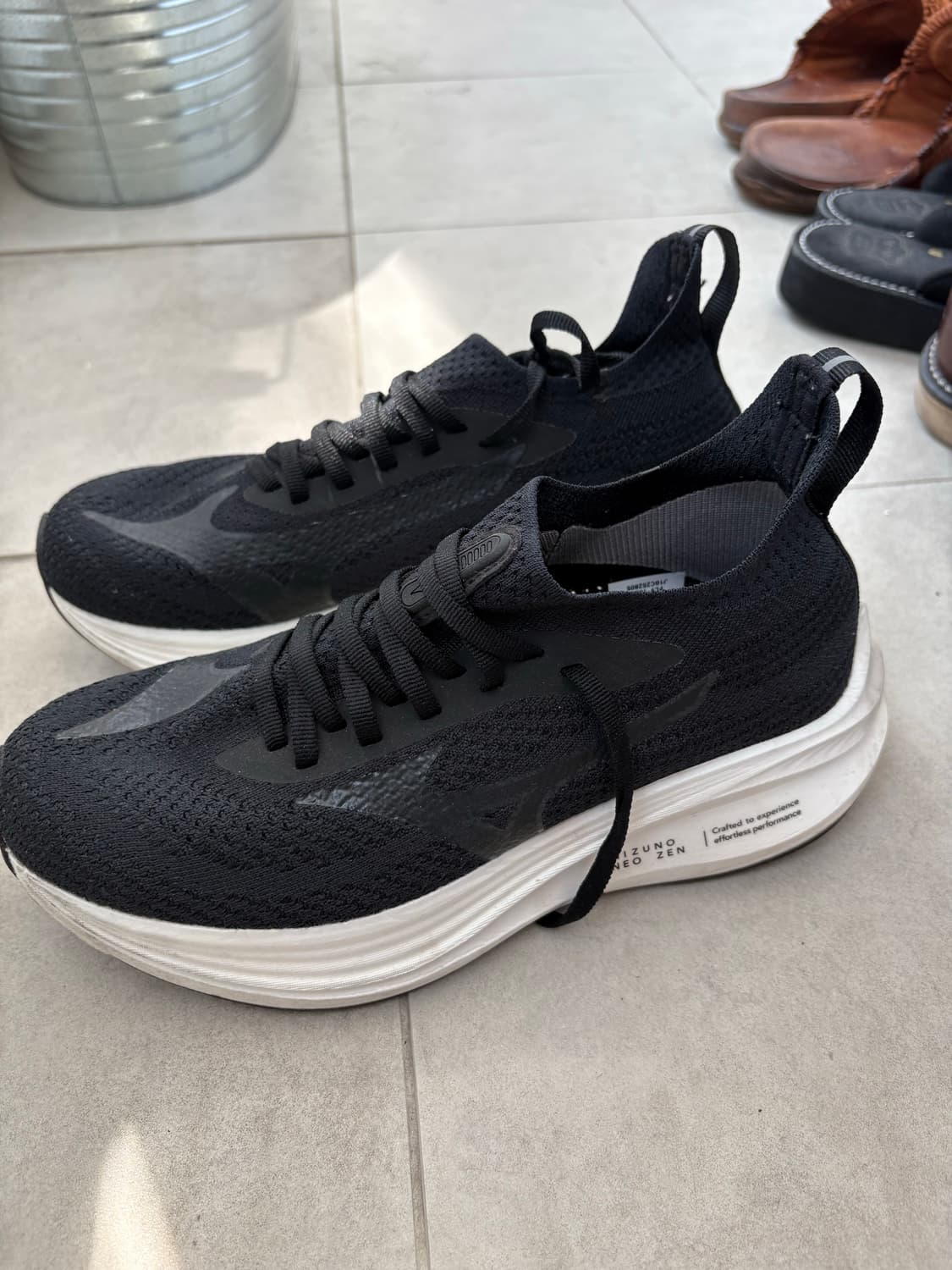 미즈노 러닝화 245 상품이미지1