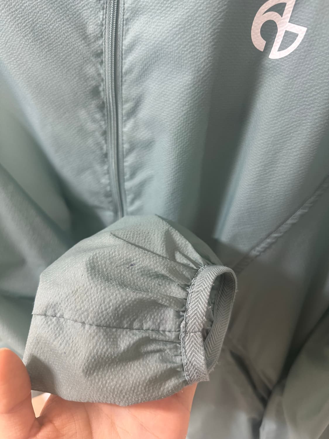 노매뉴얼 바람막이 AETHER NYLON JACKET 상품이미지2