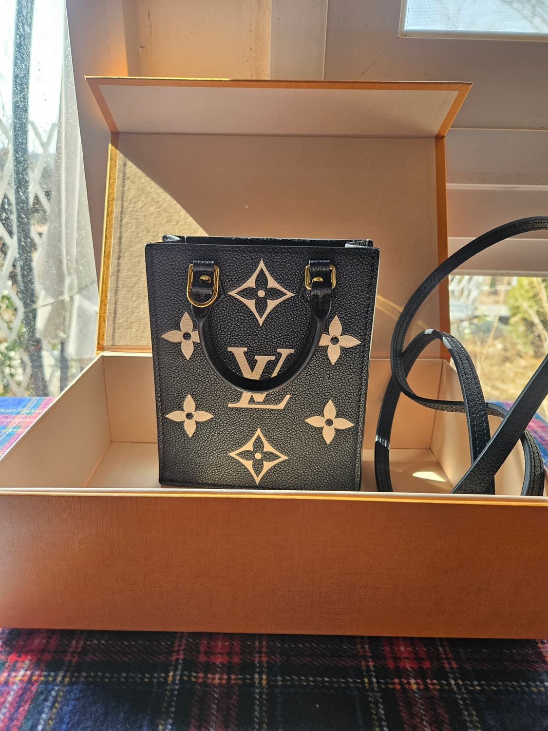 루이비통 쁘띠 삭 플라 상품이미지2