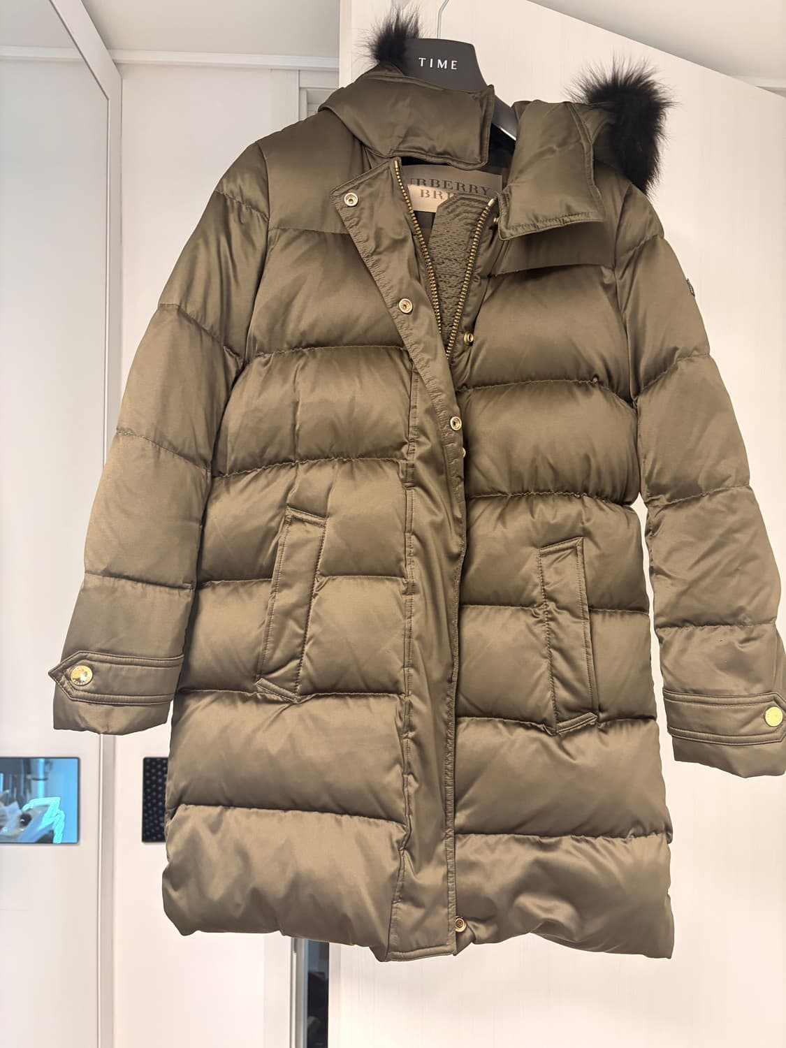 버버리 브릿 롱패딩 카키색 S 상품이미지1