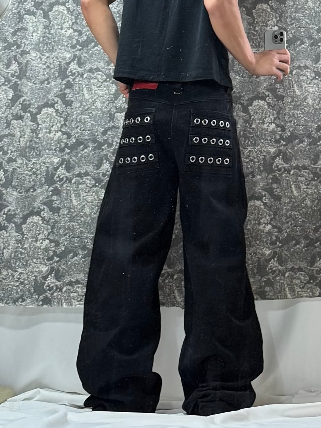 pccvision 비엑세스 버튼 블랙 팬츠 상품이미지1